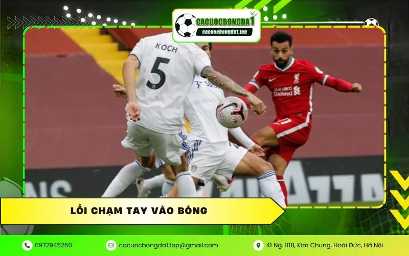 Lỗi chạm tay vào bóng